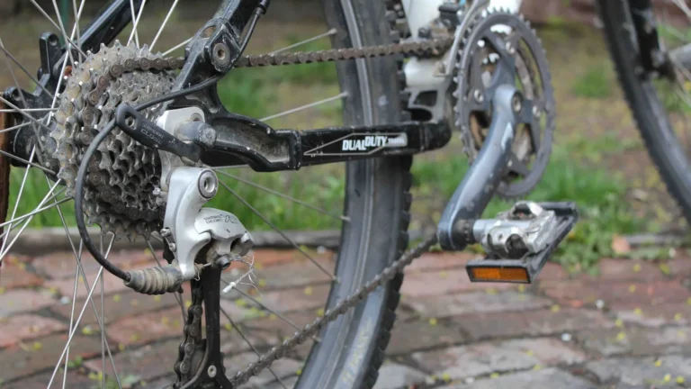 Transmissão de bike: 1x vs 2x, relação, corrente e ajuste sem mistério